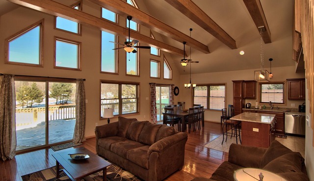 Lakefront Property Private 37 Ft Dock Fire Pit Steps To Bars/Rest. WIFI BBQ in Lake Harmony