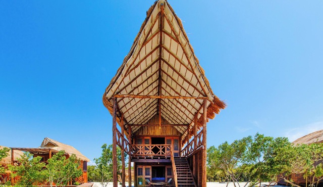 LOB LOB Beach Cabins