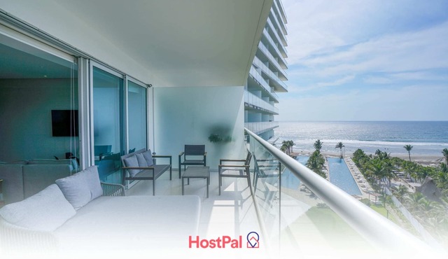 Luxury & Comfort | Velera luxury condo with beach