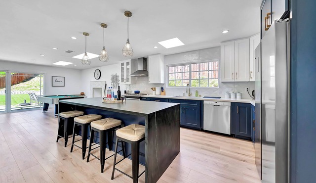 Luxury fully remodeled in Calabasas in Calabasas