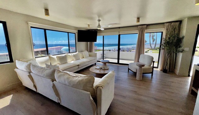 Luxury Ocean view beach villa for 6 guests