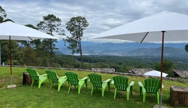 ¡Magnífico rancho con espectacular vista al lago!