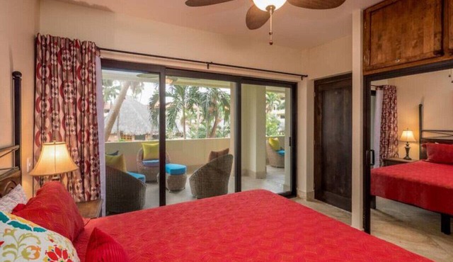 Marina Sol Casa El Torero 4BR Condo Steps to Beach