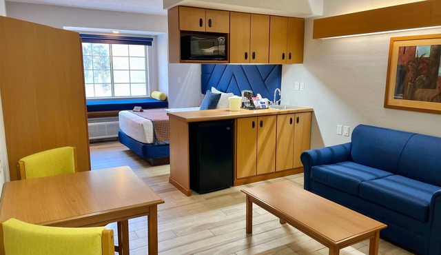 Microtel Inn & Suites by Wyndham Culiacan