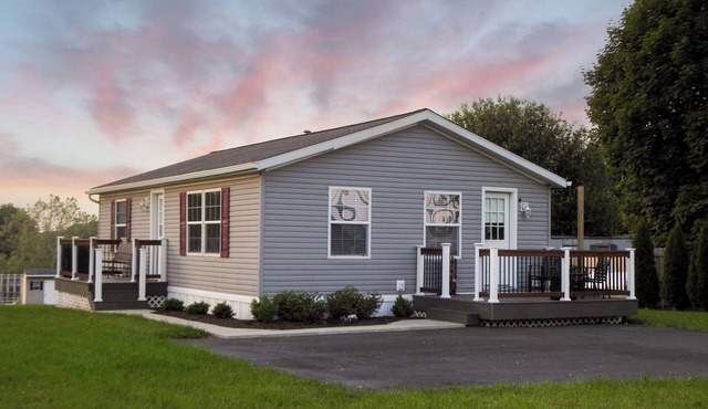 Mine Ridge Cottage, Pet friendly, Buggy watching in Kinzers