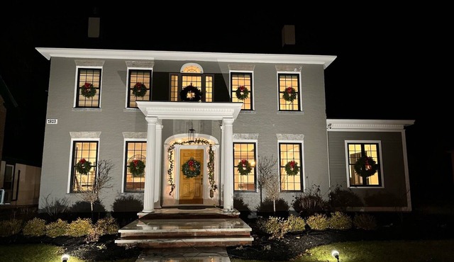 Modern amenities in Historic Federal Style Home, steps from Downtown Brandon in Brandon