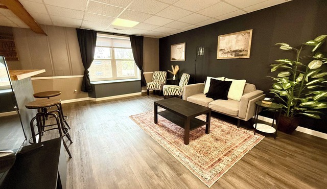 Modern Lower-Level Apartment in the Heart of Festus in Festus
