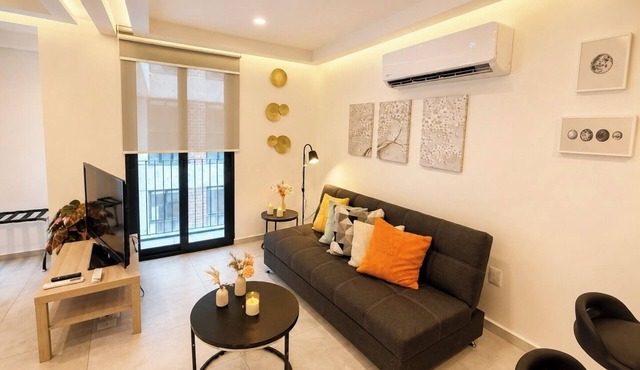 Mr. W | Cozy and Modern Loft at Torre Scala
