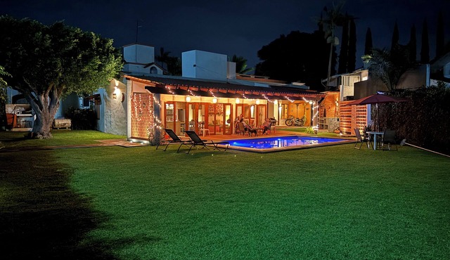 Casa en Lomas de Cocoyoc, Alberca, Pet friendly.