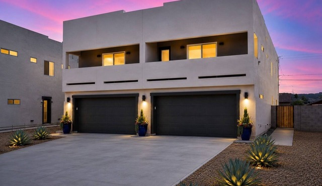 New 2025 Modern Home, Ice-Cold A/C, 8 Min to Sky Harbor, Sleeps 6