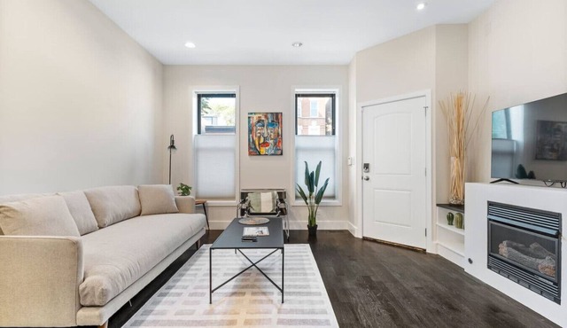 NEW 4BD/4BTH - 2 UNITS - Wicker Park in Chicago