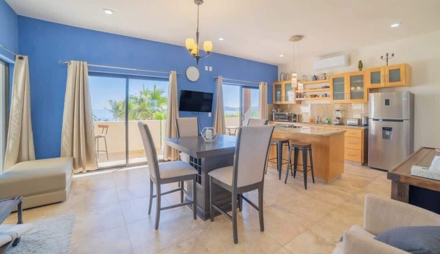 Oceanview condo w Resort amenities, Steps to Beach
