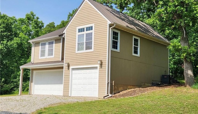 Peaceful Pointe - 3 bedroom house, Pomme de Terre Lake in Pittsburg
