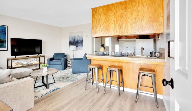 Perfect Seaside Beach Retreat Minutes to Monterey!