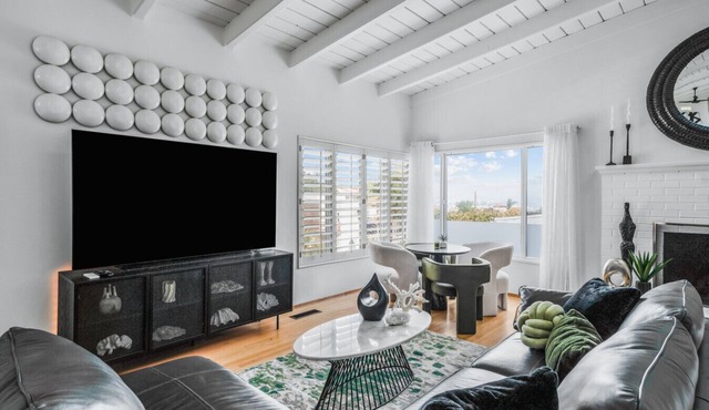 Point Loma 4 Bedroom|Skyline Views + Family-Ready in San Diego