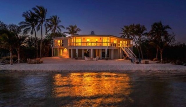 Private Beach Front Home in Big Pine Key Florida in Big Pine Key