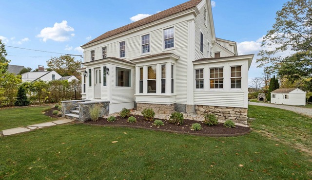 Quintessential Cape Porpoise Home with Water Views in Kennebunkport