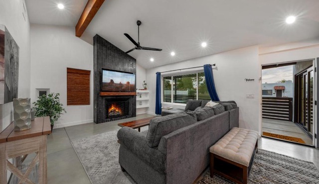 Sam Hughes, 3 BR 2 BA, Outdoor Living, Grill
