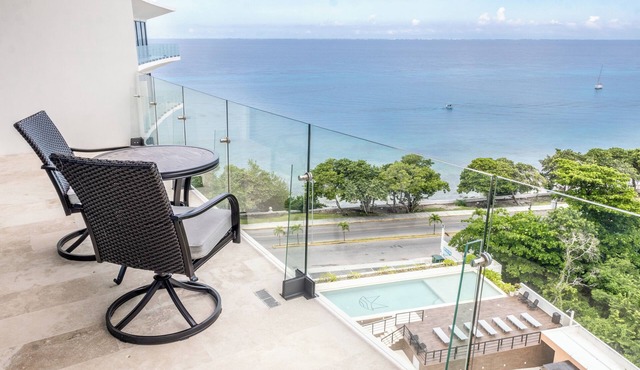 Sea View Getaway Cozumel - Top Floor in Cozumel