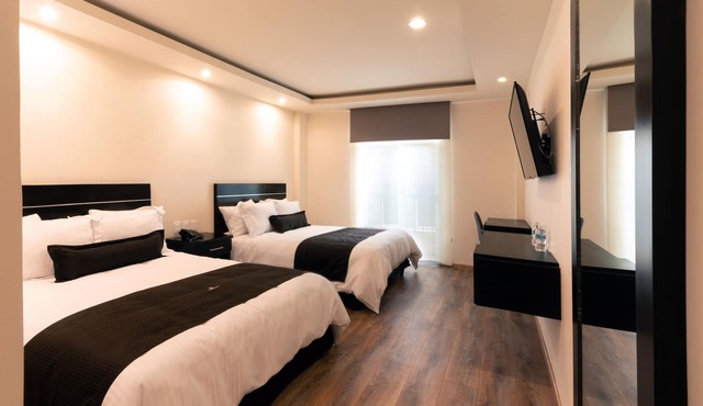 Sendero Hotel