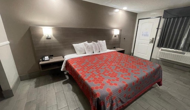 SimpleStay Suites - Downtown San Bernardino