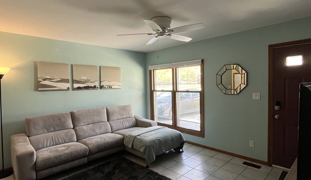 Spacious 3 bed 1.5 bath home in Urbana