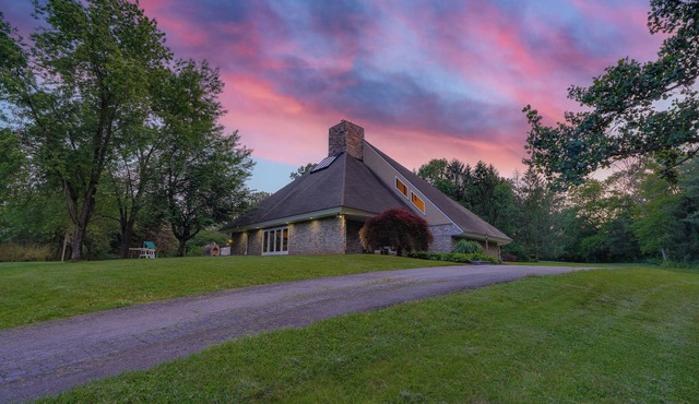 Spacious 5-bedroom estate in wonderful Lititz with AC, WiFi in Lititz
