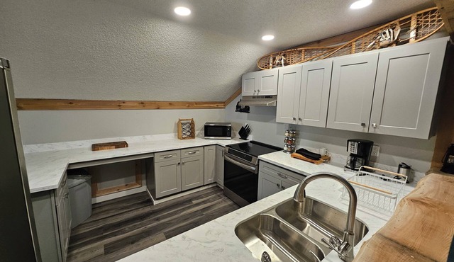 Spacious 5-bedroom House in Greenwater, mins from Mt. Rainier National Park. in Enumclaw