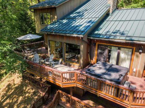 Spacious Chalet Hot Tub Sauna Holiday Valley in Ellicottville