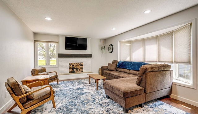 Spacious Home: Private Deck | 4 Mi to Dtwn Fargo in Moorhead