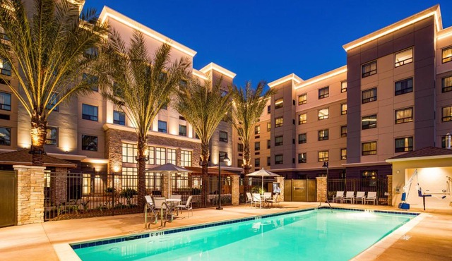 Staybridge Suites Irvine - John Wayne Airport by IHG
