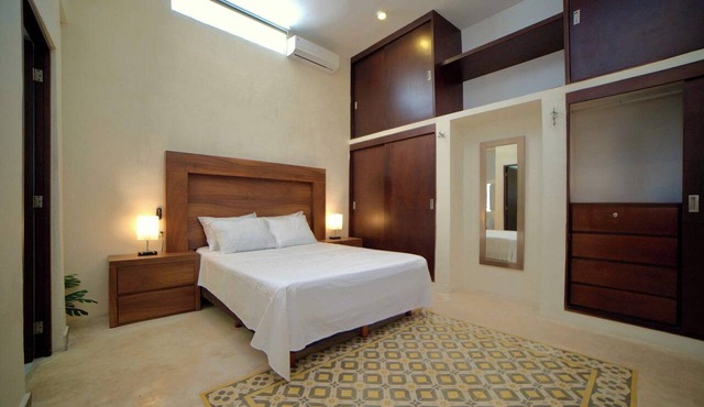 Steps to Montejo, Santa Ana, La Plancha, 3BR in Mérida