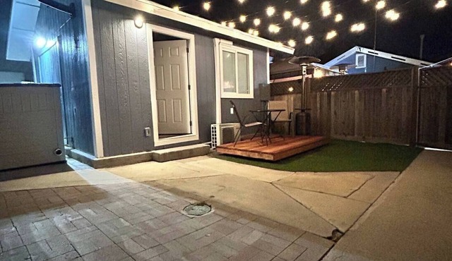 Studio 37- Modern Detached Studio in Central San Diego w/free on-site parking!