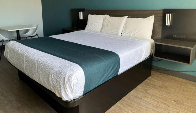 Studio 6 Suites Gardena, CA in Gardena