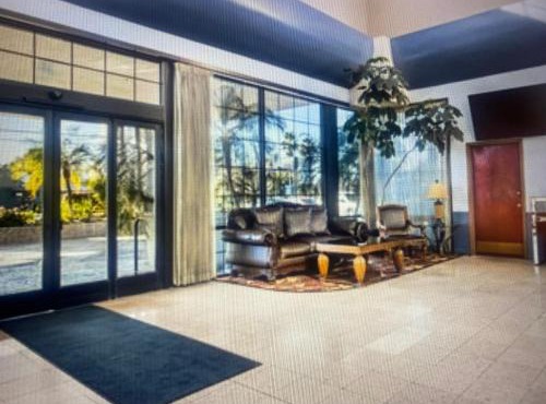 SURESTAY BY BESTWESTERN BAKERSFIELD CENTRAl in Bakersfield