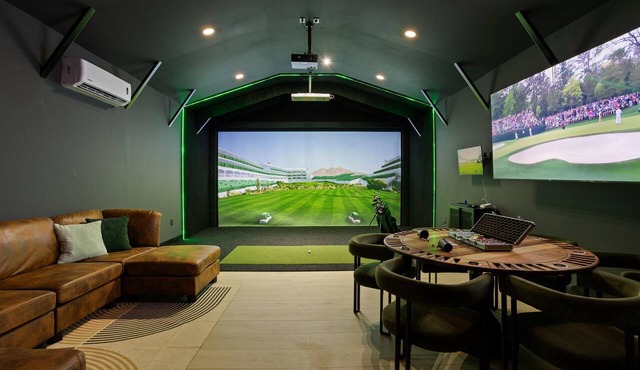 SWSS 7BR Estate | Golf Sim | Sauna | Pool | Hot Tub | Putting Green | Volleyball | Games