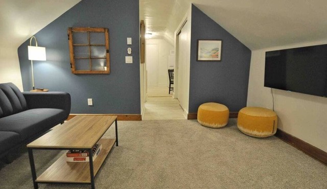 The Hyde Park Suite - 2 Beds in Cincinnati