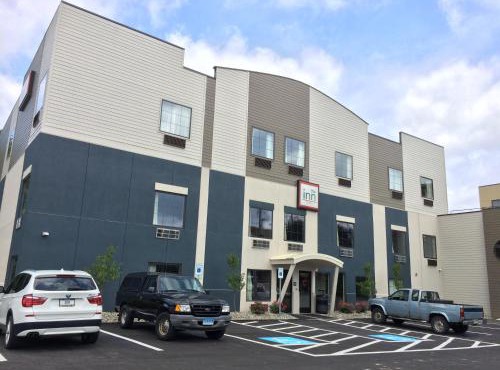 The Inn in Monaca
