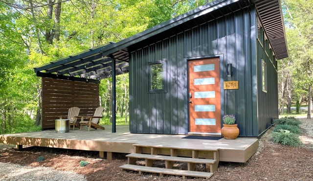 The Patsy at High Bank – Cozy Elk Riverfront Tiny Cabin in Scenic Noel, MO in Noel