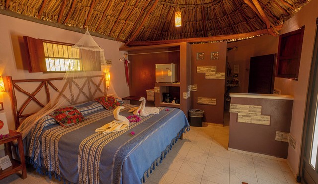 The Pickled Onion Hotel and Restaurant Uxmal