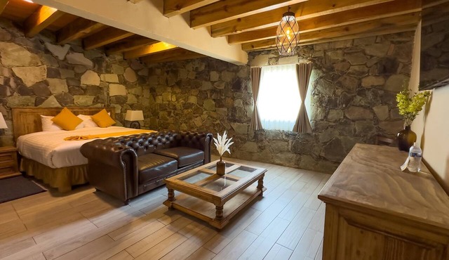Tierra Adentro Hotel Fashion Grill & Spa