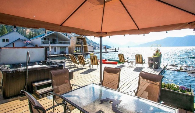 Tranquil Waters Float Home in Bayview