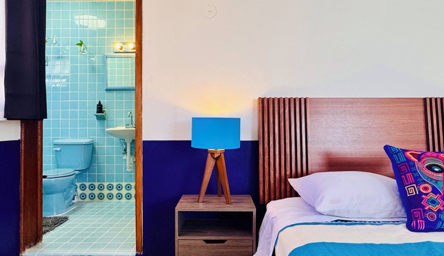 Tropical Mid-Century Modern B&B in Merida's Centro, Azul
