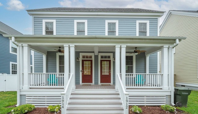 Two Classy Homes - Sleeps 20, Steps from the Beach in Hampton
