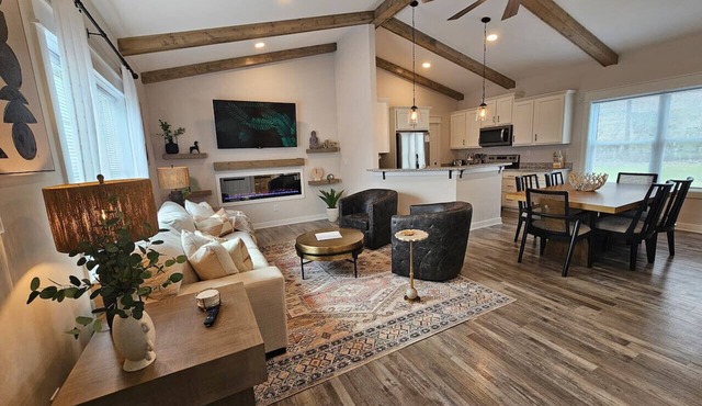 Upscale New Construction Ranch in Middletown
