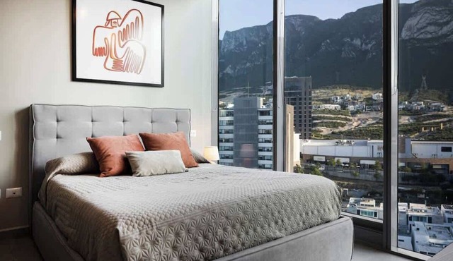 Valle Poniente, La Huasteca Views, Gym & Pool