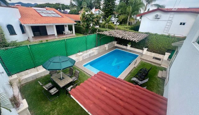 Villa Nido Lomas de Cocoyoc: Private Pool and Garden