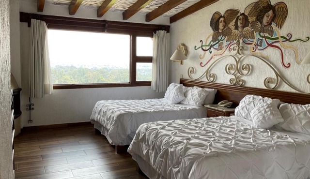 Villa San Jose Hotel & Suites