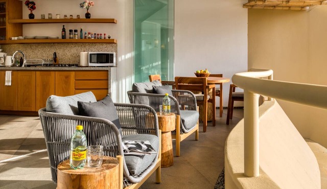 Villas KauKan 401: Wake Up to Sunrises In Bed