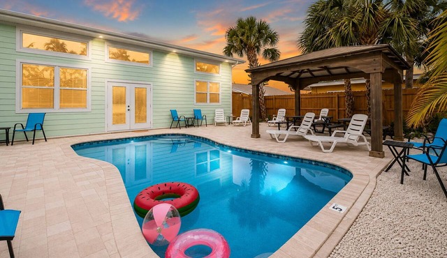 Walk2Beach&Make Memories/pool in Clearwater